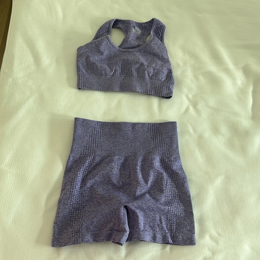 Small Amazon set